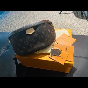 Louis Vuitton fanny/crossbody